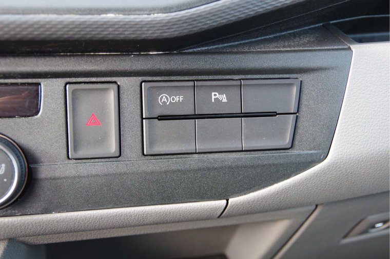 Vehicle Image 19