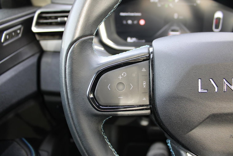 Vehicle Image 20