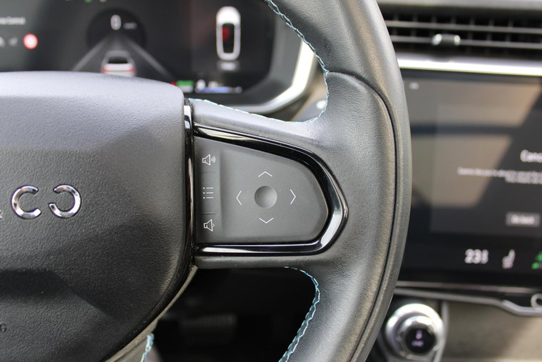 Vehicle Image 22