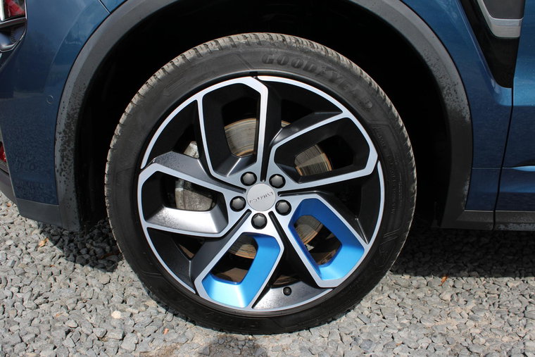 Vehicle Image 38