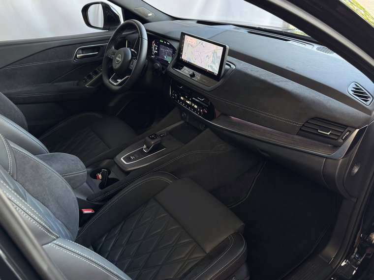 Vehicle Image 33