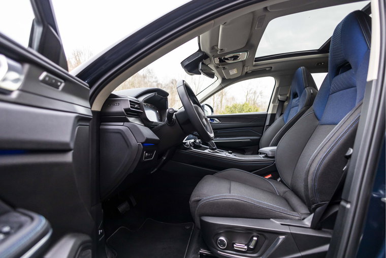 Vehicle Image 22