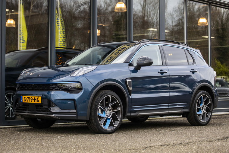 Vehicle Image 10