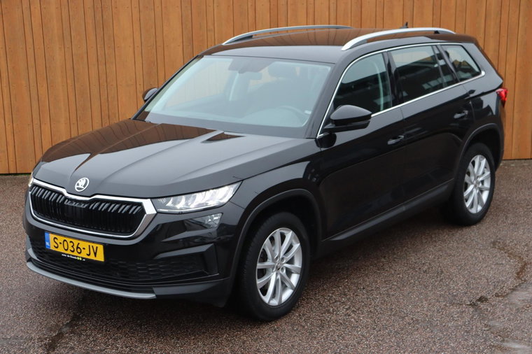 Vehicle Image 6