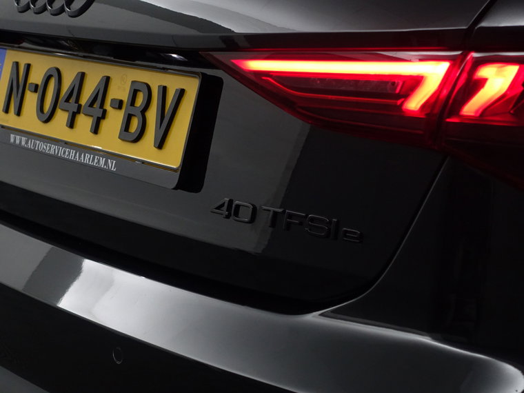 Vehicle Image 40