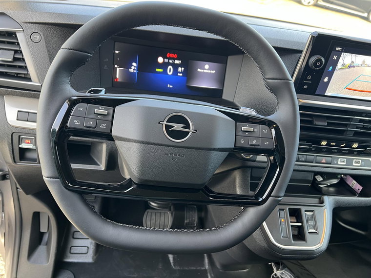 Vehicle Image 27