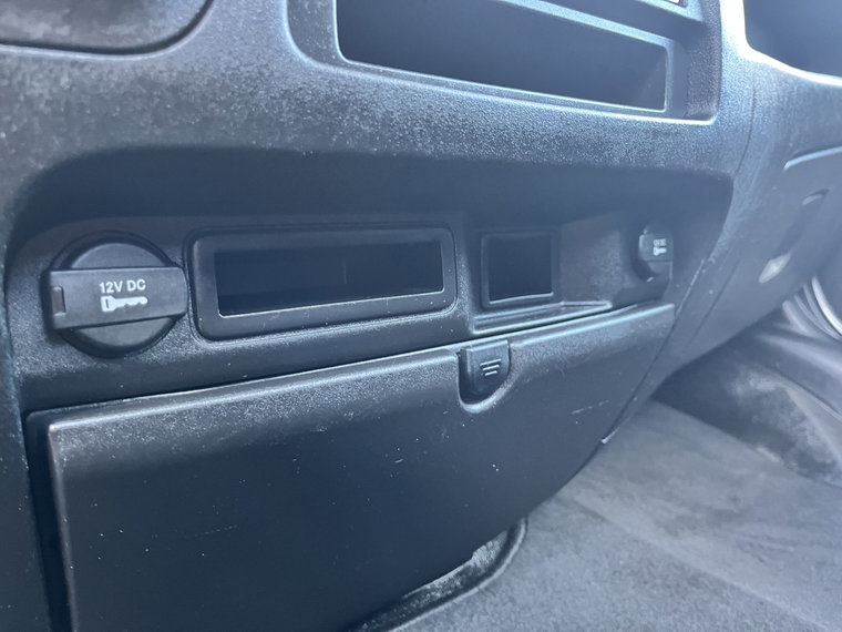Vehicle Image 38