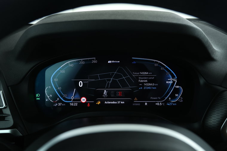 Vehicle Image 38