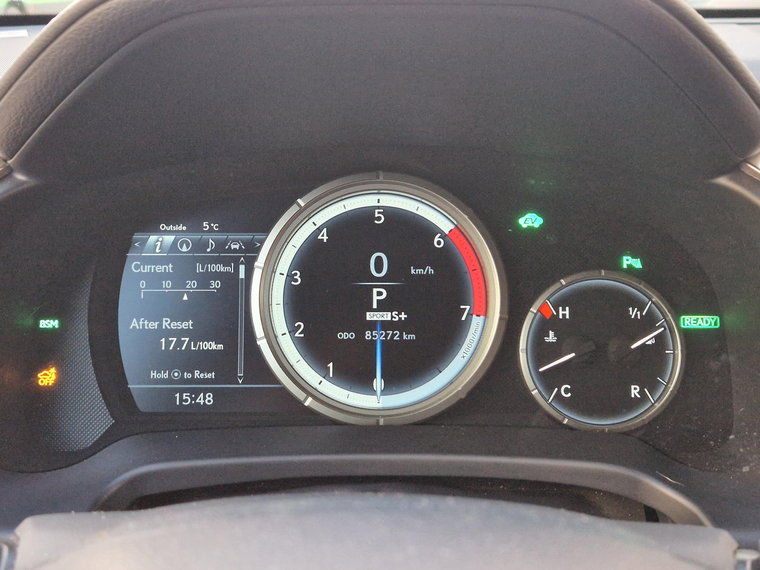 Vehicle Image 16