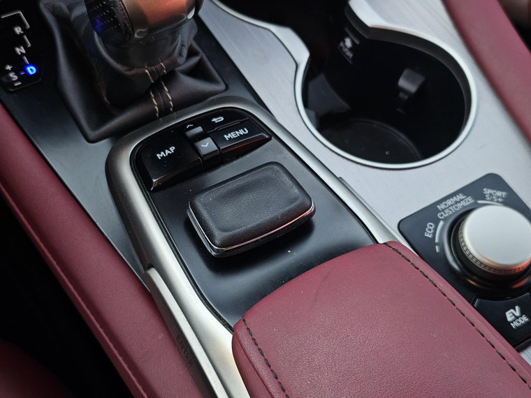 Vehicle Image 33