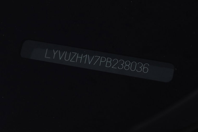 Vehicle Image 52