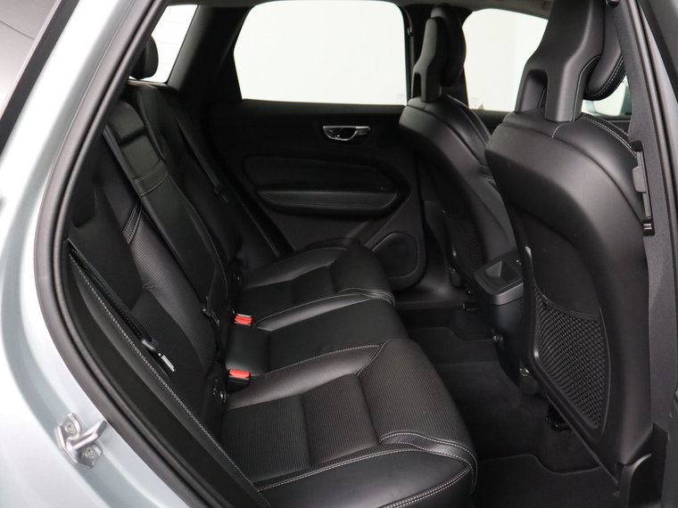 Vehicle Image 40