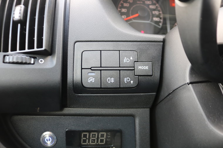 Vehicle Image 24