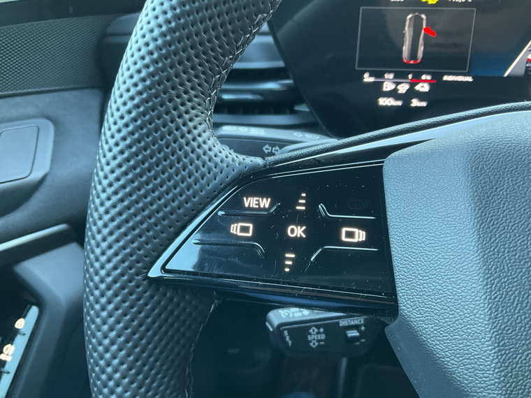 Vehicle Image 40