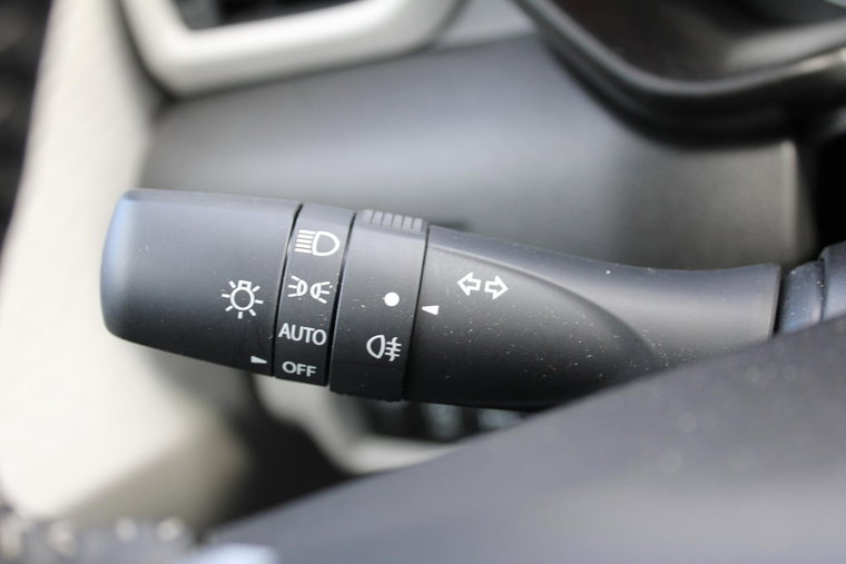 Vehicle Image 16