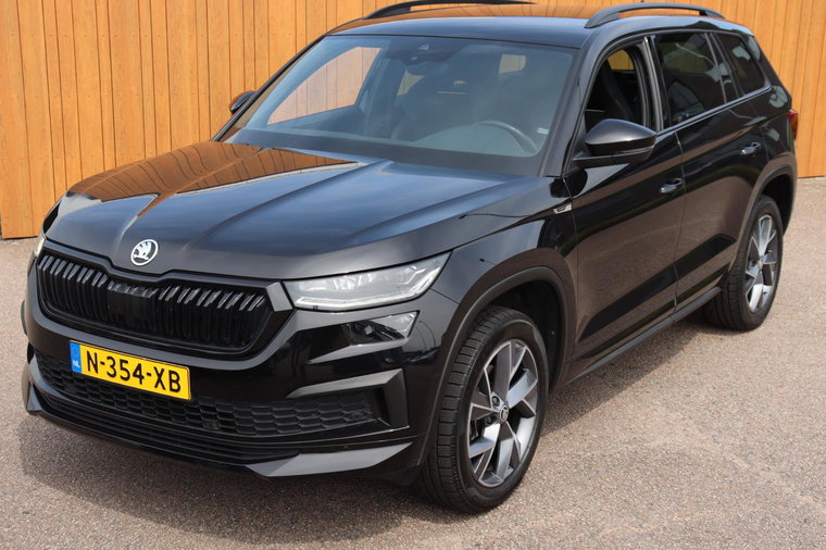 Vehicle Image 6