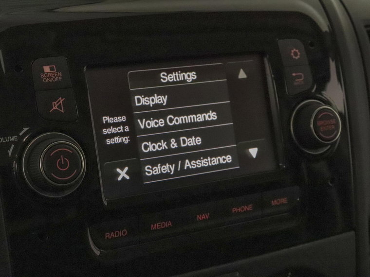 Vehicle Image 28