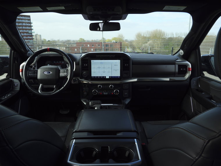 Vehicle Image 31