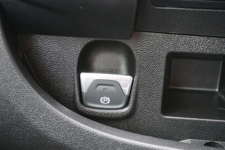 Vehicle Image 26