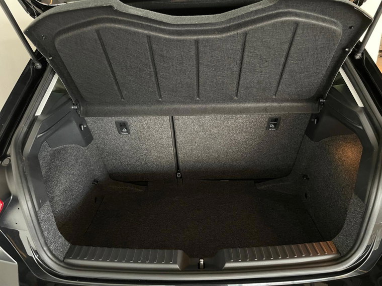 Vehicle Image 41