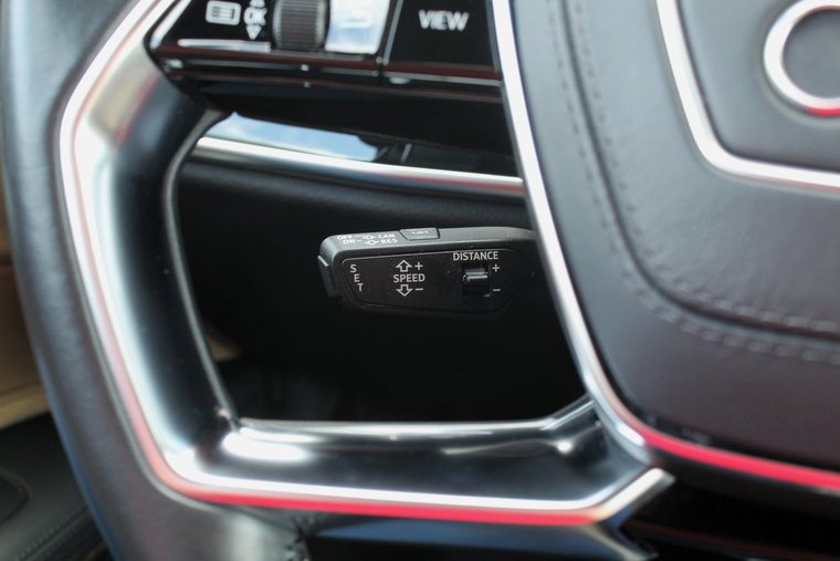 Vehicle Image 38