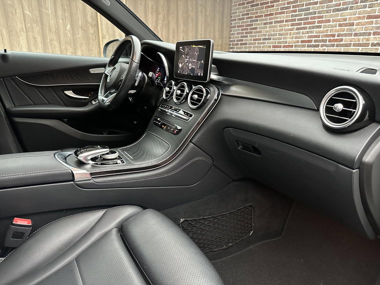 Vehicle Image 38