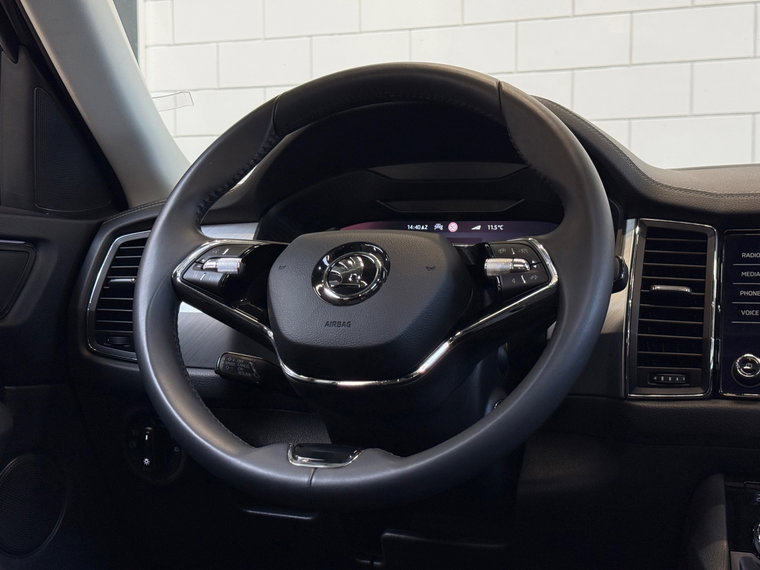 Vehicle Image 36