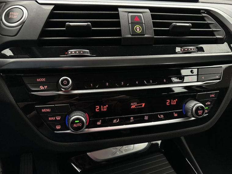Vehicle Image 27