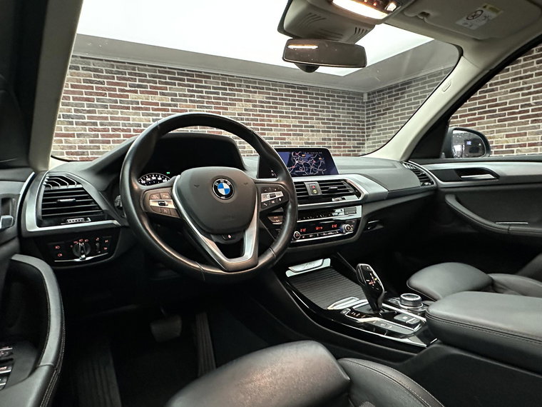 Vehicle Image 40