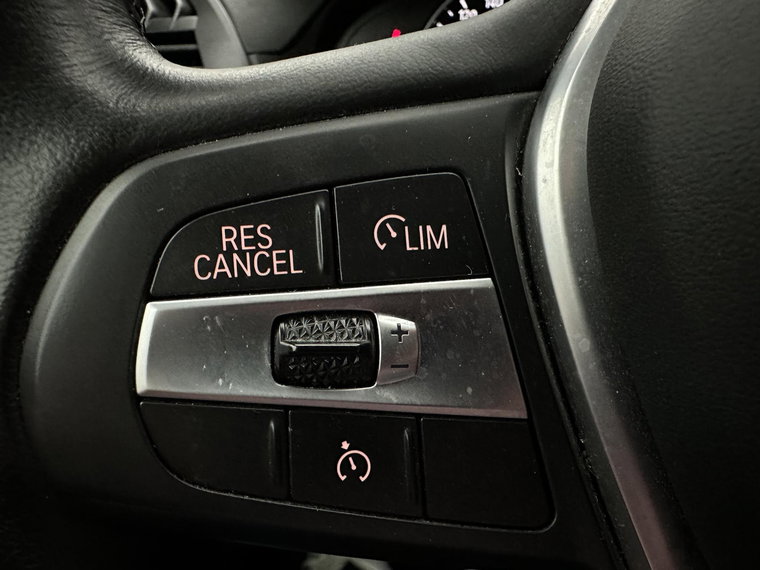 Vehicle Image 42