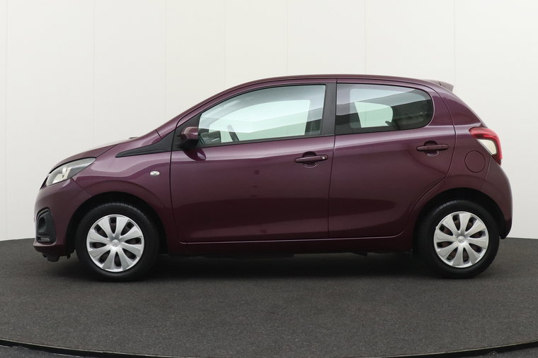Vehicle Image 5