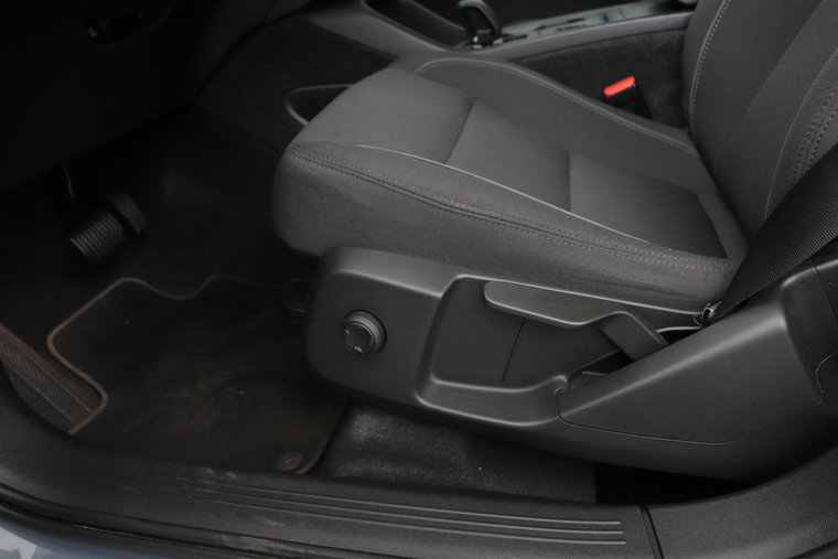 Vehicle Image 41