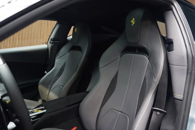 Vehicle Image 35