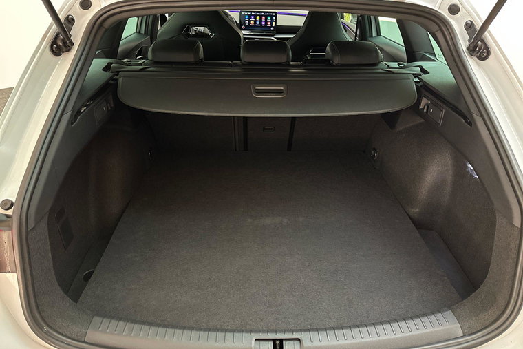 Vehicle Image 36