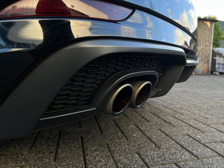 Vehicle Image 33
