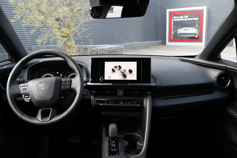 Vehicle Image 22