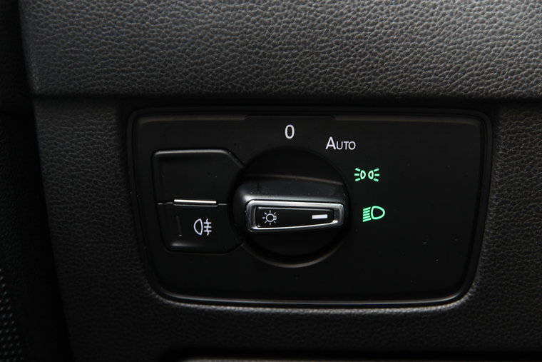 Vehicle Image 38