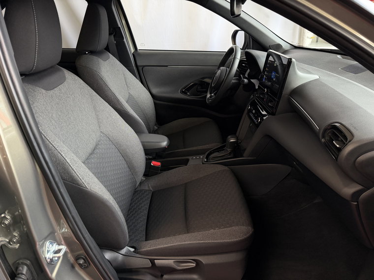 Vehicle Image 30