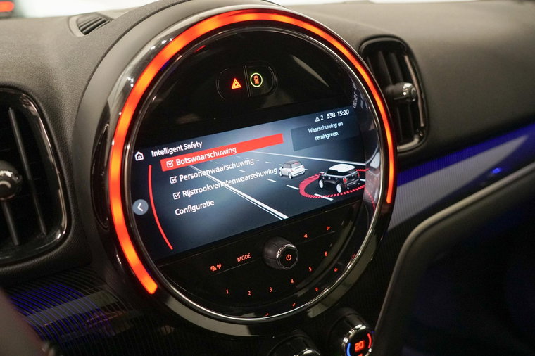 Vehicle Image 19