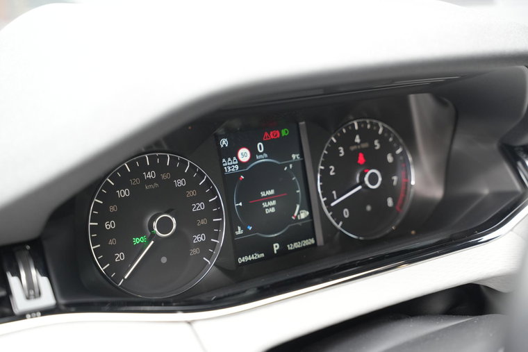 Vehicle Image 21