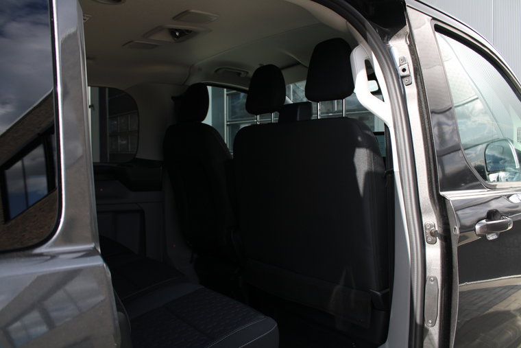 Vehicle Image 36