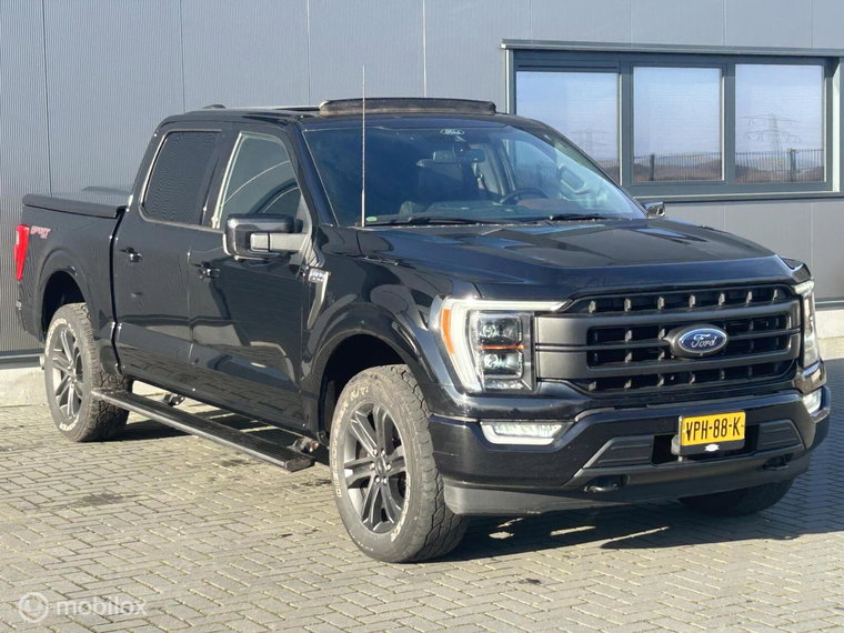 Vehicle Image 6