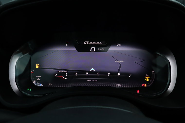 Vehicle Image 40