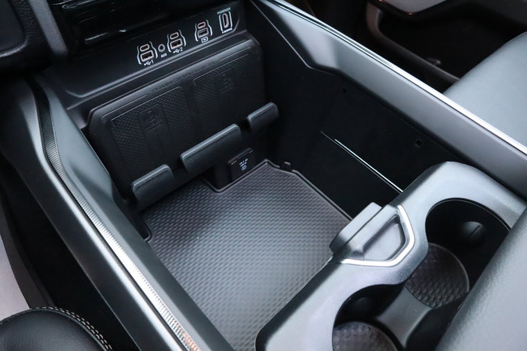 Vehicle Image 48