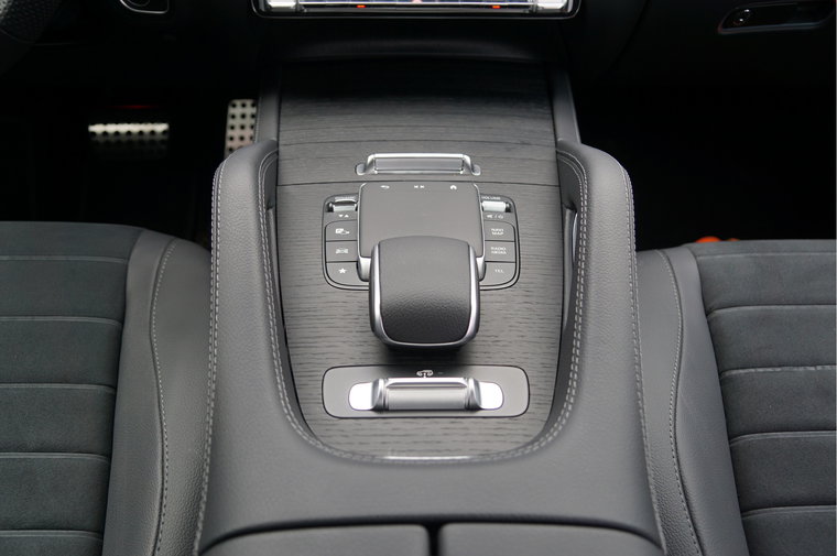 Vehicle Image 33