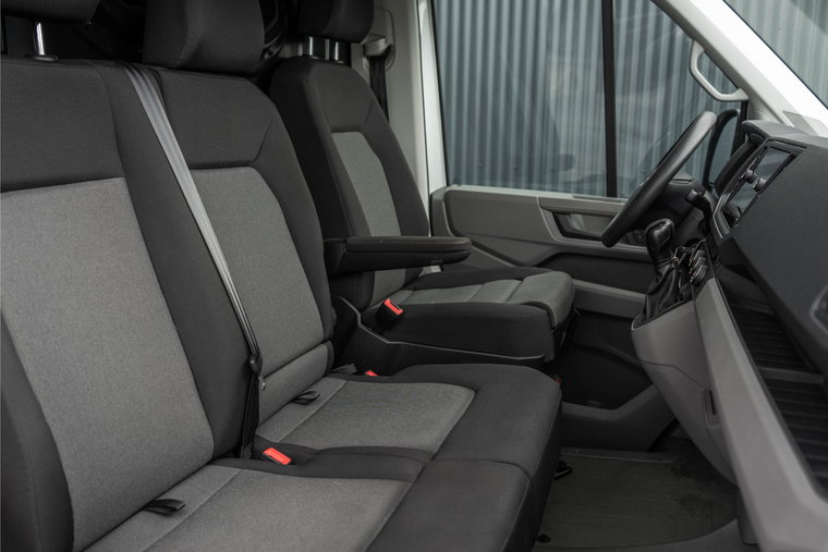 Vehicle Image 13