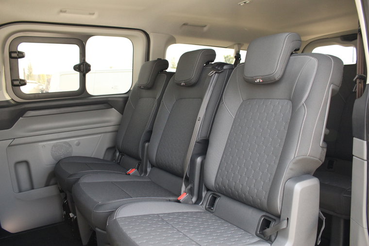 Vehicle Image 19