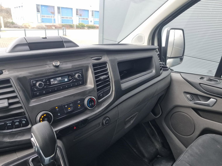 Vehicle Image 26