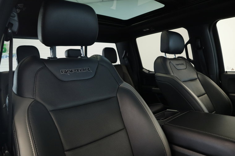 Vehicle Image 35