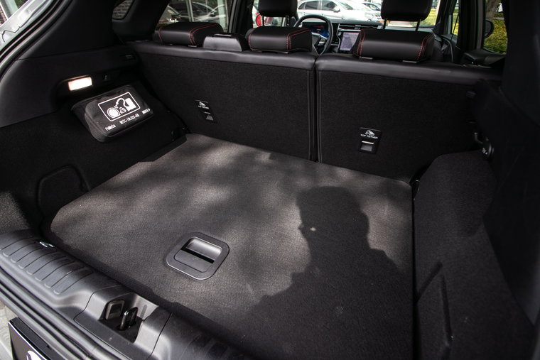 Vehicle Image 9